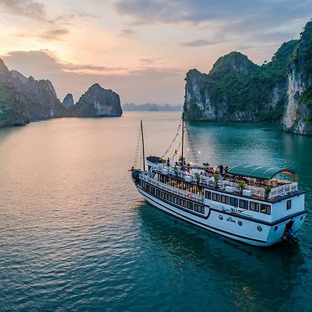 Hotel Swan Cruises Halong Ha Long Esterno foto