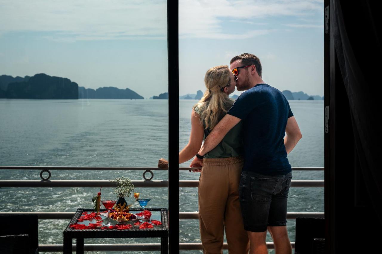 Hotel Swan Boutique Cruises Ha Long Esterno foto