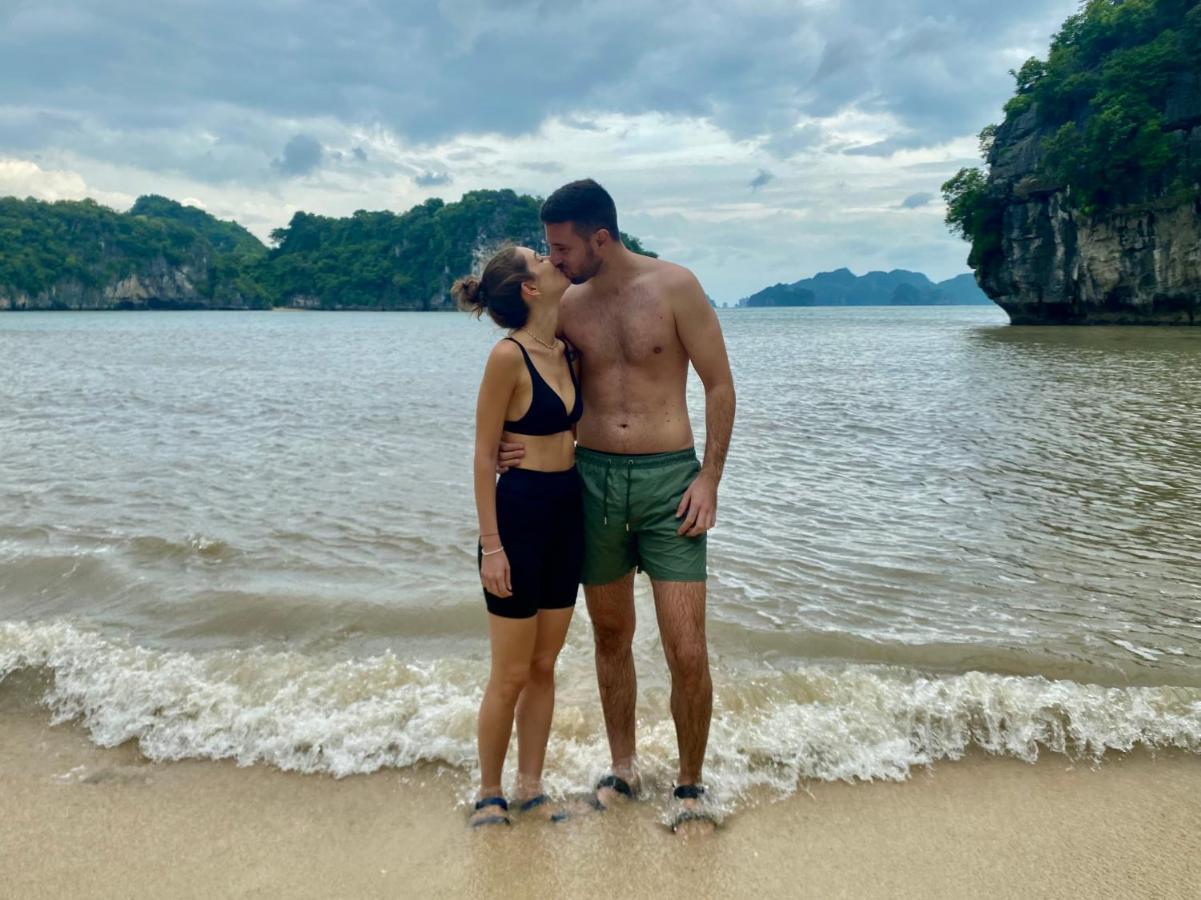 Hotel Swan Cruises Halong Ha Long Esterno foto