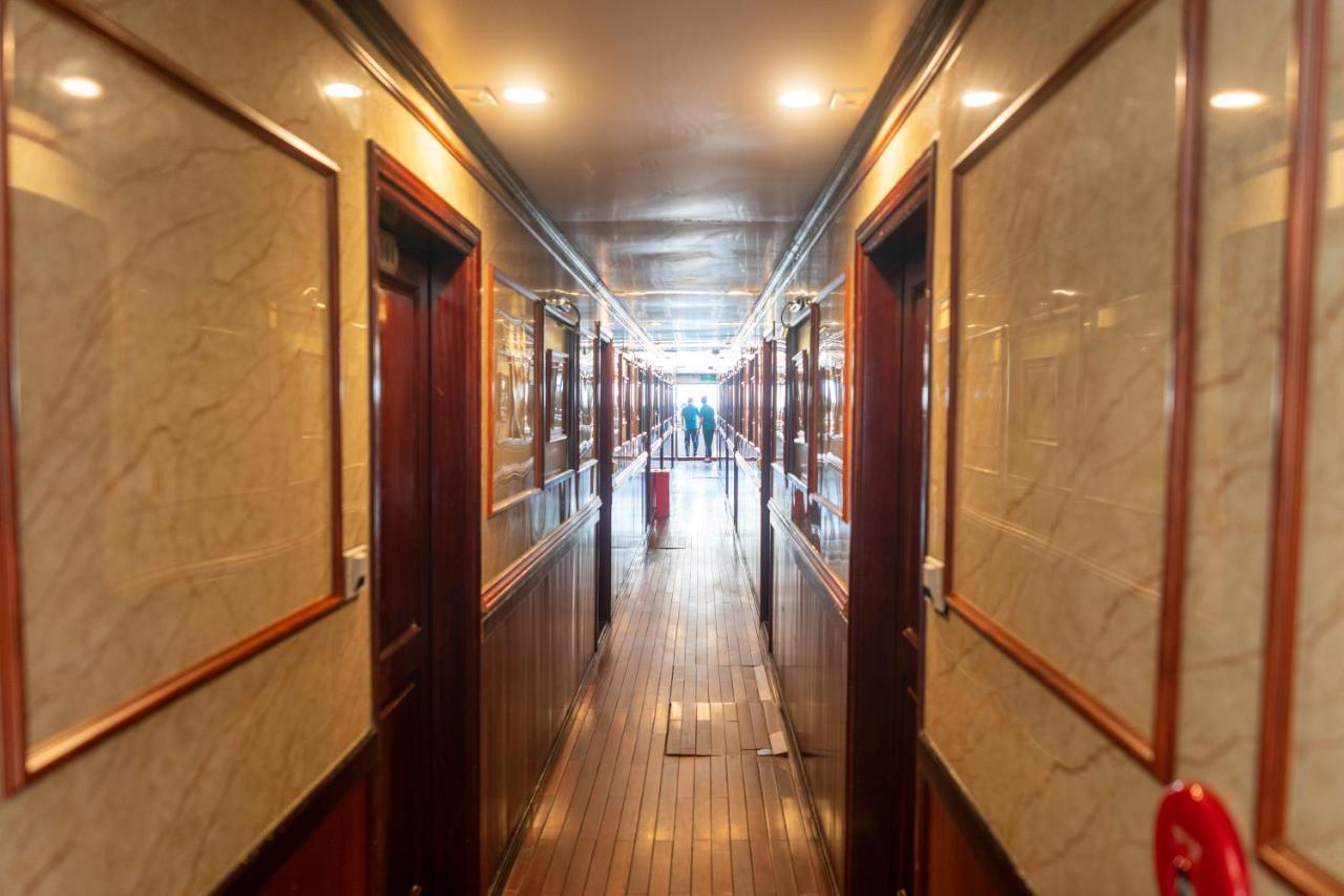 Hotel Swan Boutique Cruises Ha Long Esterno foto