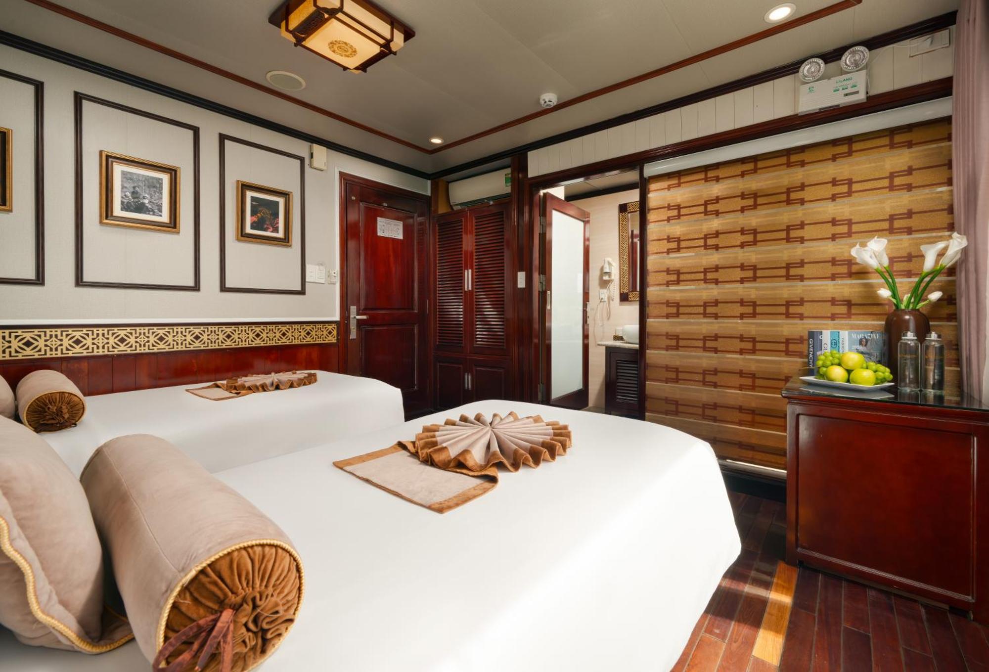 Hotel Swan Cruises Halong Ha Long Esterno foto
