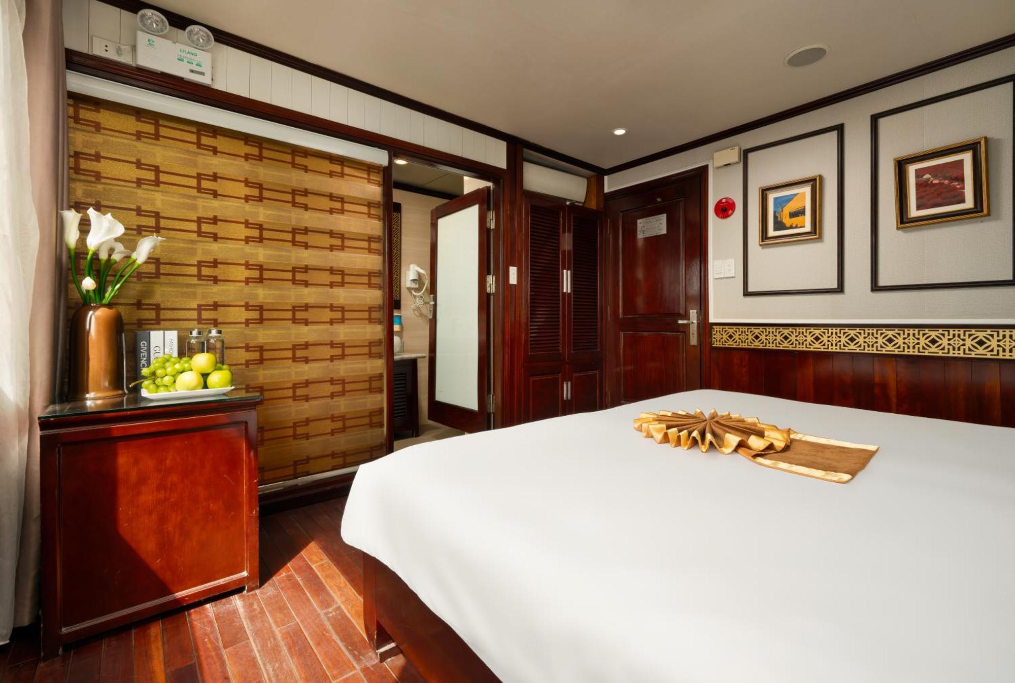 Hotel Swan Cruises Halong Ha Long Esterno foto